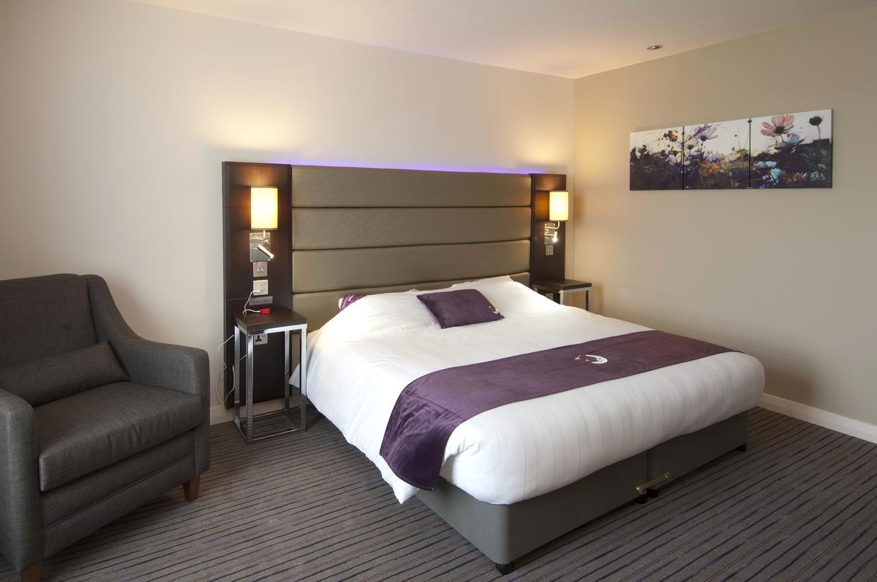 Premier Inn London Tottenham Hale Exterior foto